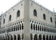 04 - Palais des Doges